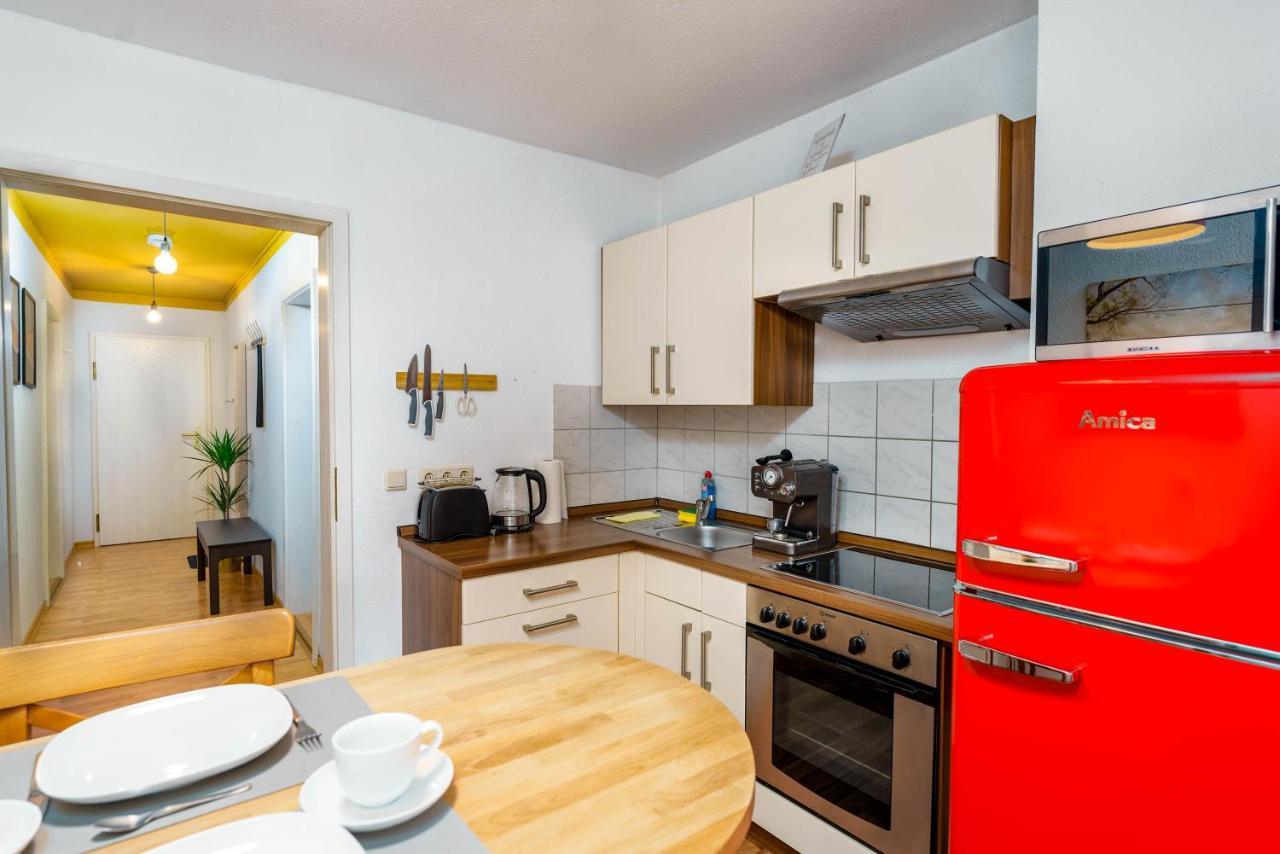 2R Apartment Perfect For Families! Kitchen - Parking - Netflix ドレスデン エクステリア 写真